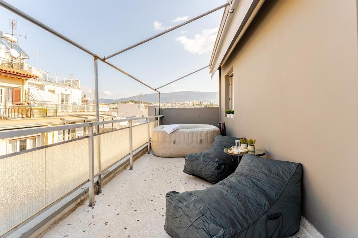 Lovely Apt W/Heated Jacuzzi &Full Acropolis View Athen Exterior foto